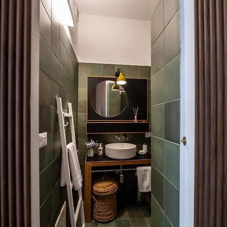 Lu Cuccuviu A Mare Bed & Breakfast *