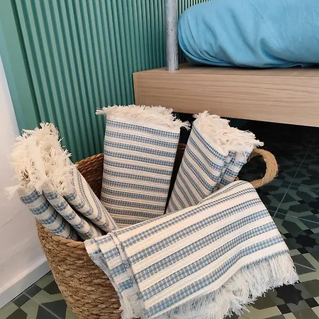 Nocleg ze śniadaniem Lu Cuccuviu A Mare 3*